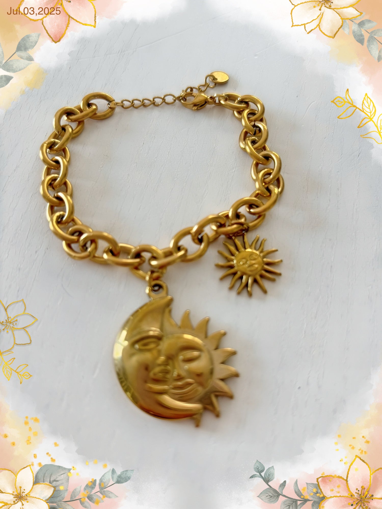Bracelet, lune et Soleil, acier inoxydable doré