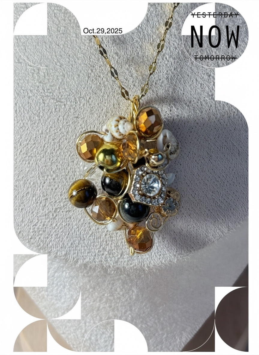 Collier Isis en perles marron