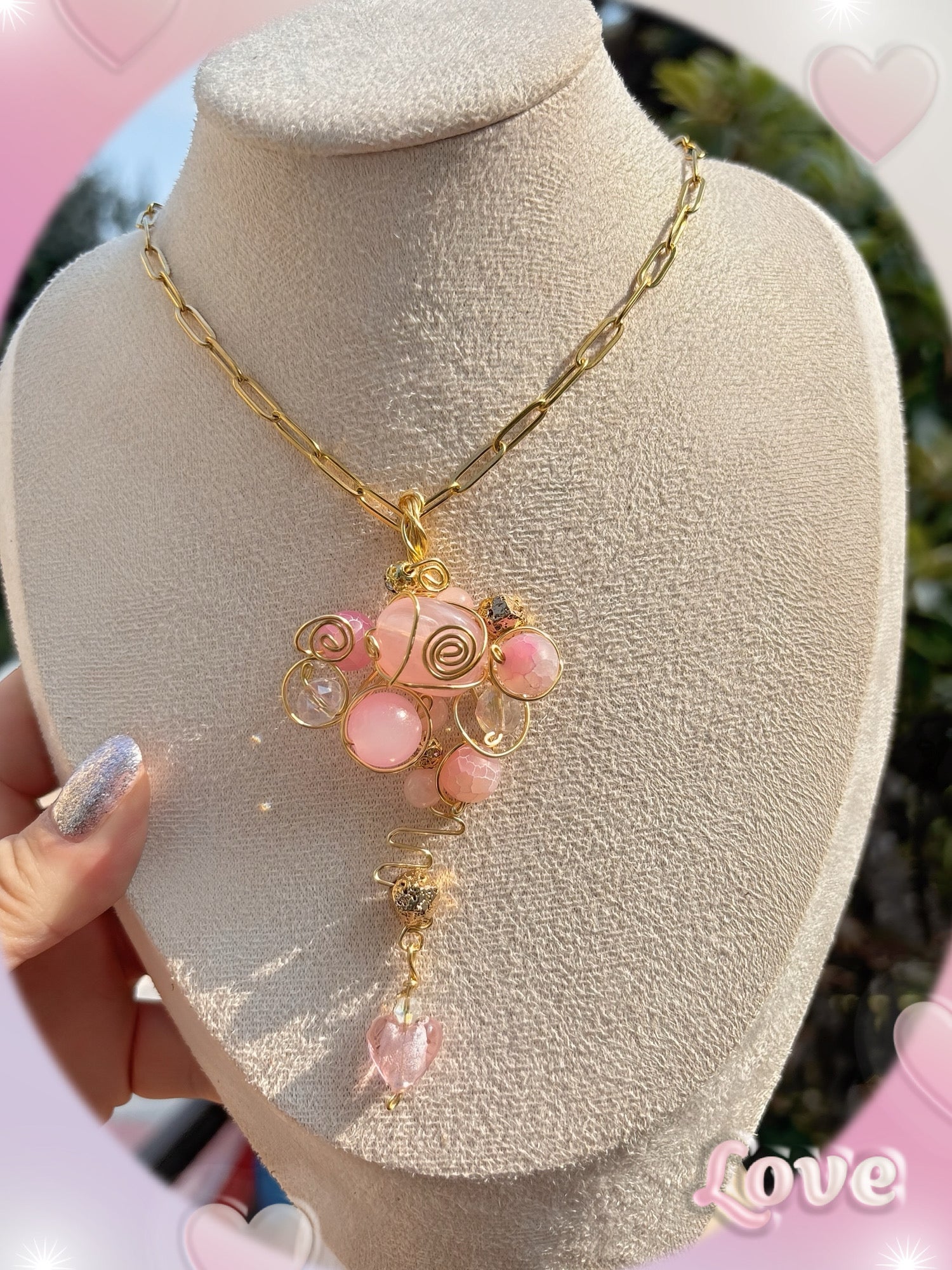 Collier rose , perles Quartz rose , perles Murano et facettes verres