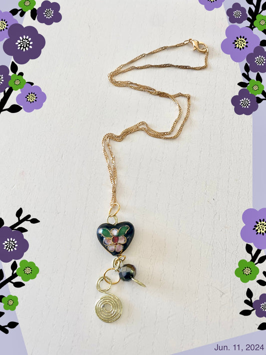 Collier LOVA