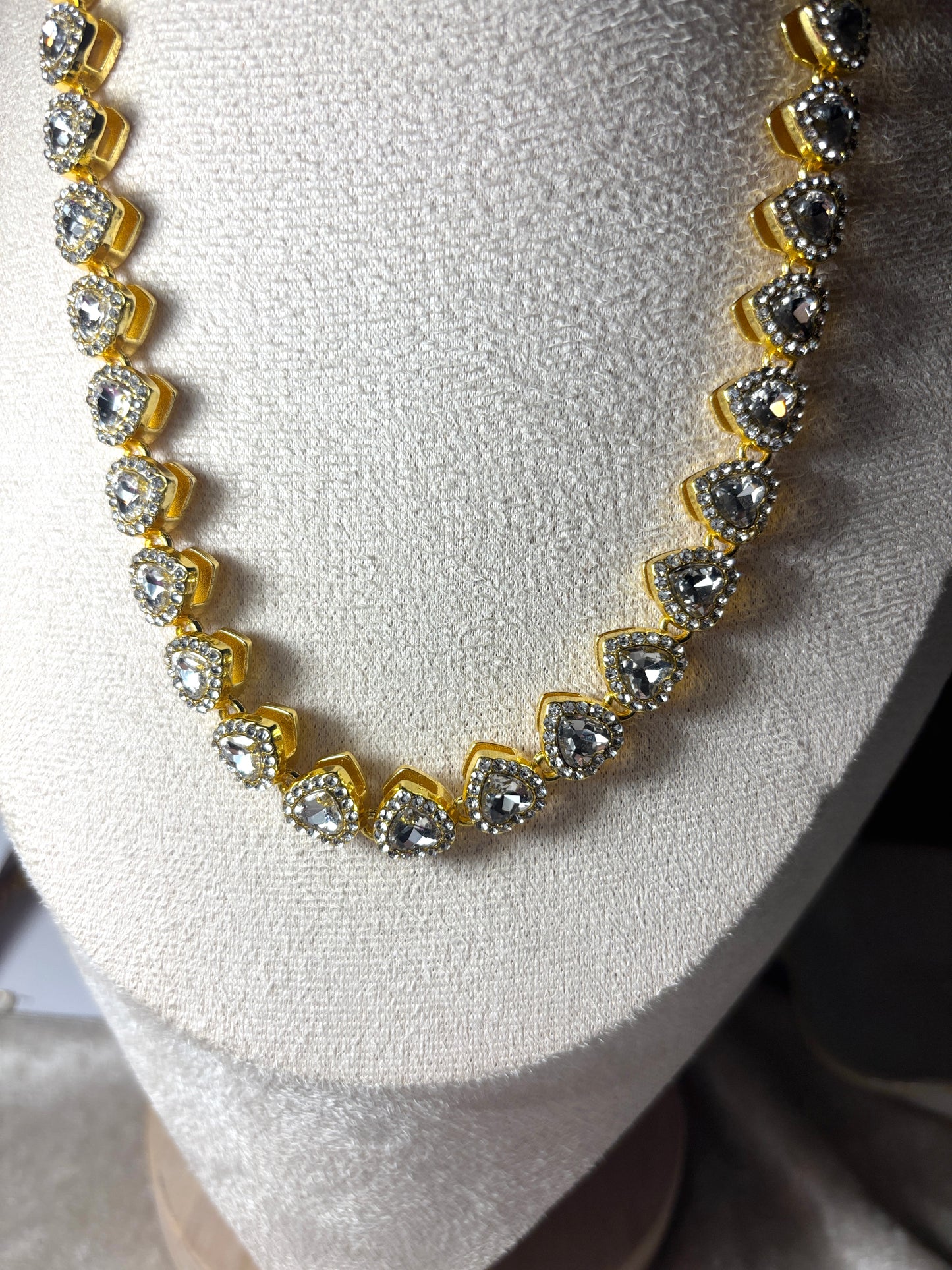 Parure Fantasia collier et bracelet avec cœur en zircons et strass 50 CM